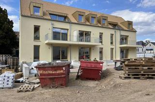 Wohnung mieten in Koburger Straße 222, 04416 Markkleeberg, 2-Raum-Wohnung am See mit Privatgarten, EBK, TG-Stellplatz, Erstbezug