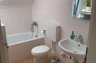 Wohnung mieten in Eifelstr. 31, 66113 Saarbrücken, Ansprechende und sanierte 3-Raum-DG-Wohnung in Saarbrücken