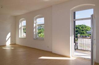 Wohnung mieten in Cloßstraße, 07973 Greiz, Südbalkon mit Panoramablick - Erstbezug nach energetischer Sanierung