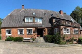 Haus kaufen in 24321 Klamp, Resthof mit Geschichte: Ehemalige Wassermühle mit Koppel und Wald