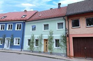 Reihenhaus kaufen in 92714 Pleystein, Sofort frei! Günstiges Reihenhaus mit großer Scheune, Werkstatt und Garten in zentraler Lage