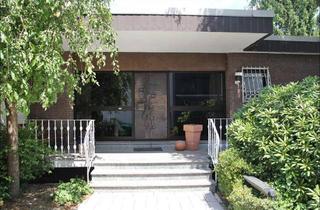 Einfamilienhaus kaufen in 56203 Höhr-Grenzhausen, Großes Einfamilienhaus mit Potenzial