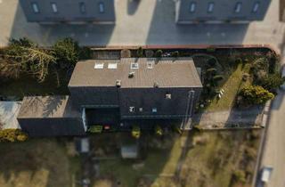 Anlageobjekt in 86698 Oberndorf, Jetzt zuschlagen! Mehrgenerationenhaus - großzügiges Zweifamilienhaus mit extra Baugrundstück