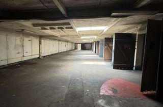 Garagen mieten in Landecker Str., 14199 Schmargendorf, Großzügige 725 m² Garage mit Werkstattpotenzial in zentraler Berliner Lage