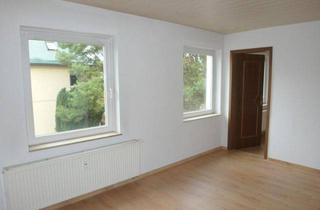 Wohnung mieten in Neusiedlerstraße 14, 01619 Zeithain, Ab Nov. 2025: Kleine 2-Zimmer-Singlewohnung in RÖDERAU * Laminatboden * separater Essküche * Dusche