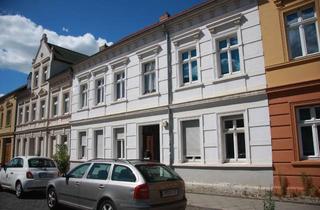 Wohnung mieten in 19322 Wittenberge, *** NEUE EINBAUKÜCHE schöne 2-Zimmerwohnung im Erdgeschoß in historischem, sanierten Altbau ***