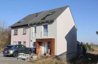 Reihenhaus kaufen in 68794 Oberhausen-Rheinhausen, Neuwertiges Reihenhaus mit modernster Technik in A+