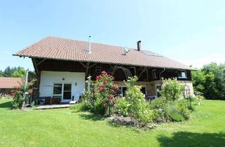 Haus kaufen in 88289 Waldburg, Wunderschönes Landhaus in Traumlage auf über 4.500 qm Grund mit ca. 400 qm toll ausgebauter Wo
