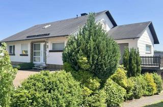 Einfamilienhaus kaufen in 57583 Mörlen, 170qm Wfl. + Dachgeschoss, mit Einliegerwohnung und Garage