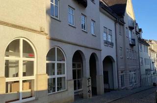 Gewerbeimmobilie kaufen in 04600 Altenburg, Büro mit Stellplatz in guter Lage von Altenburg zu verkaufen