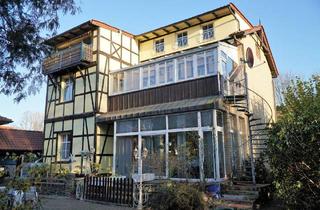 Mehrfamilienhaus kaufen in 32457 Porta Westfalica, Porta Westfalica - Renditestarke Kapitalanlage - Charmantes Mehrfamilienhaus mit Potenzial