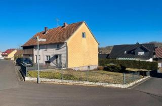 Einfamilienhaus kaufen in 36154 Hosenfeld, Hosenfeld - Großes Einfamilienhaus mit Nebengebäude und Bauplatz