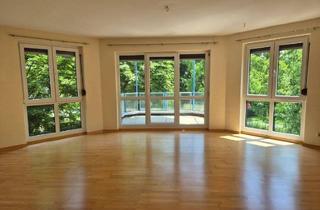 Wohnung kaufen in 63071 Offenbach, Offenbach - Zentral. Ruhig. Provisionsfrei. Ihre 2-Zimmer-Wohlfühloase mit Blick ins Grüne