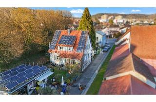 Haus kaufen in 71083 Herrenberg, Herrenberg - Privates Familienidyll mit großem Grundstück - Stadtnah und doch im Grünen!