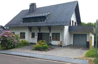 Haus kaufen in 53902 Bad Münstereifel, Bad Münstereifel - Einzigartiges Zweifamilienhaus mit Nebengebäude von privat