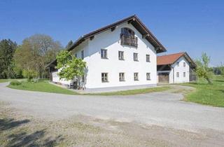 Haus kaufen in 83567 Unterreit, Sanierter Landsitz mit Reitplatz & Ausbaupotenzial – ca. 16.300 m² Grundstück in Oberbayern