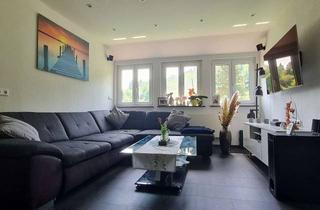 Wohnung kaufen in 72160 Horb, Ruhige Wohnlage, neuwertiger Zustand – hochwertige DG-Wohnung mit Balkon und Garage - sofort frei!