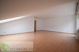 Wohnung kaufen in 75175 Südoststadt, Helle 4-Zimmer-Dachgeschosswohnung in gefragter Lage der Südstadt