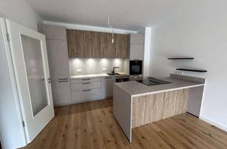 Wohnung mieten in Theo-Neubauer-Straße 36, 99085 Krämpfervorstadt, 3 Zimmer Wohnung mit 2 Balkonen und hochwertiger Ausstattung