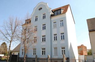 Wohnung mieten in Leipziger Straße 33, 06712 Zeitz, Erstbezug nach Komplettsanierung: Hübsche Drei-Raum-Wohnung mit Einbauküche, Gartennutzung und Pkw-S