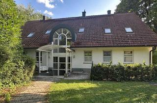 Wohnung mieten in 82194 Gröbenzell, Idyllisches Wohnen: 3 Zimmer-Maisonette-Dachgeschosswohnung mit zwei Balkonen in Gröbenzell