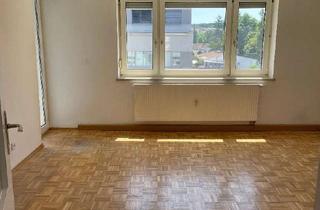 Wohnung mieten in Rumburgstr. 17, 92237 Sulzbach-Rosenberg, Öffentlich geförderte 3-Zimmer-Wohnung zu vermieten
