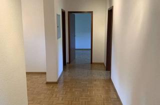 Wohnung mieten in 79219 Staufen, Ansprechende 4-Zimmer-Wohnung in Staufen im Breisgau