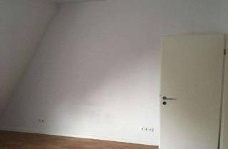 Wohnung mieten in Hülser Straße 33, 47918 Tönisvorst, Schöne helle Altbau Dachgeschosswohnung