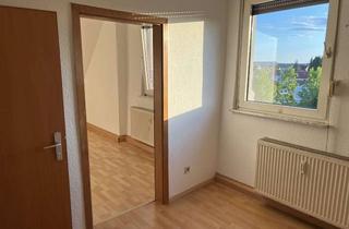 Wohnung mieten in Hauptstraße 75, 76684 Östringen, Attraktive und modernisierte 3-Zimmer-Dachgeschosswohnung in Östringen