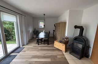 Wohnung mieten in Bachgartenstraße 10A, 35614 Aßlar, WG im Einfamilienhaus in Asslar