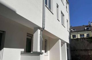 Wohnung mieten in Werderstraße 35, 76137 Südstadt, 3x Neubau 2-Zimmer-Wohnung mit EBK und allgemeiner Dachterasse in Karlsruhe