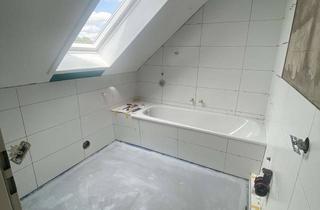 Wohnung mieten in 21502 Geesthacht, zwei Zimmerwohnung im DG mit Einbauküche + Balkon zu vermieten