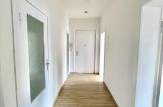 Wohnung mieten in Feldstraße 46, 06749 Bitterfeld-Wolfen, Renovierte 3-Raum WE mit Balkon im schönen Dichterviertel