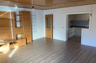 Wohnung mieten in Weserstraße 29, 36043 Fulda, Freundliche und modernisierte 4-Raum-Wohnung mit EBK in Fulda