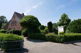 Doppelhaushälfte kaufen in 24768 Rendsburg, Geräumige Doppelhaushälfte mit großem Garten & Potenzial