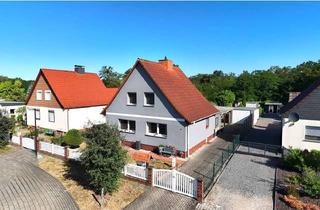 Einfamilienhaus kaufen in Robert-Blum-Straße, 06766 Bitterfeld-Wolfen, Einfamilienhaus mit schönem Gartengrundstück in sehr beliebter, ruhiger Siedlungslage von Wolfen-Süd