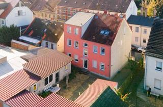 Mehrfamilienhaus kaufen in 14943 Luckenwalde, Zentrumsnahe Lage & über 4,70% Rendite! Mehrfamilienhaus mit sechs Wohnungen in Luckenwalde