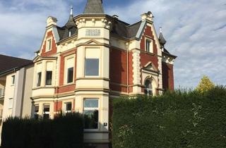 Villa kaufen in 53489 Sinzig, Historische Rarität: Stadtvilla mit 3 Wohnungen, 5 Stellplätzen und parkähnlichem Garten