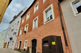Haus kaufen in Parzgasse, 94032 Altstadt, Zwischen Donau und Inn: Ein Altstadthaus, das berührt