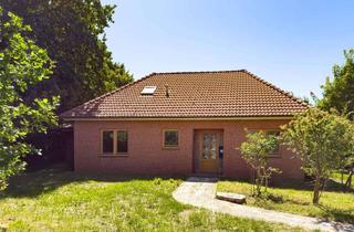 Haus kaufen in 23715 Bosau, Ruhige Lage, großes Grundstück, viel Gestaltungsspielraum