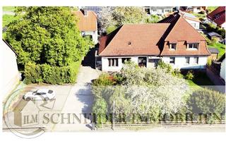 Haus kaufen in Schulstraße 12, 34289 Zierenberg, Besondere Gelegenheit! “ALTE SCHULE“ mit 2 Wohneinheiten & Nebengebäude, Stellplätzen, Garage