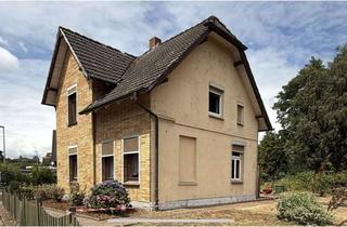Haus kaufen in Lohe 35, 22941 Bargteheide, Altbau zum Renovieren mitten in Bargteheide