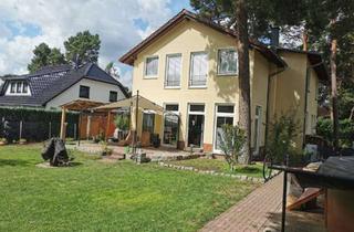 Haus mieten in Karl-Marx-Straße, 15366 Hoppegarten, Geräumiges, 8-Raum-Einfamilienhaus mit gehobener Innenausstattung und EBK in Hoppegarten