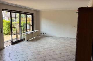 Mehrfamilienhaus mieten in Geranienweg, 61381 Friedrichsdorf, 6-Zimmer-Mehrfamilienhaus mit Luxus-Kamin, Garten und EBK in Friedrichsdorf