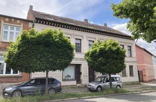 Haus kaufen in 06449 Aschersleben, Kompaktes Sanierungsobjekt mit großen Pontenzial in guter Lage von Aschersleben!