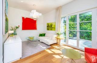Wohnung kaufen in 40213 Düsseldorf, Düsseldorf - Außergewöhnliche Gartenwohnung in exklusiver Lage zwischen Hofgarten und Rhein