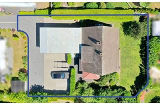 Haus kaufen in 63594 Hasselroth, Hasselroth / Niedermittlau - Großzügiges 2-Familienhaus mit schönem Garten in ruhiger Lage von Niedermittlau