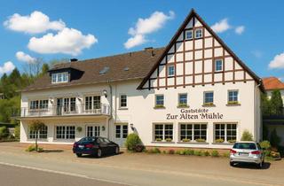 Haus kaufen in 57489 Drolshagen, Drolshagen - Wohnen und Arbeiten in der Nähe des schönen Listersees!