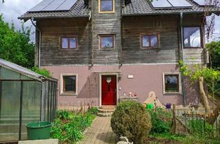Haus kaufen in 92690 Pressath, Pressath - Holzhaus auf Hofstelle mit Nebengebäuden für Selbstversorger