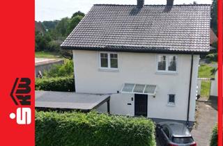 Haus kaufen in 33758 Schloß Holte-Stukenbrock, Schloß Holte-Stukenbrock - Zweifamilienhaus mit großzügiger Wohnfläche in Schloß Holte***4212 G